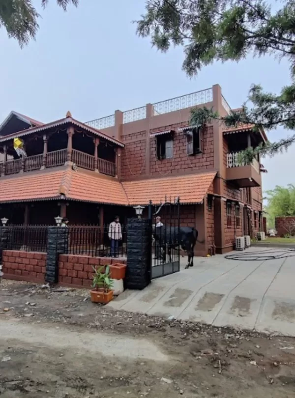 Apla Wada Aplawada, Shirwal