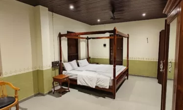 Apla Wada Aplawada, Shirwal